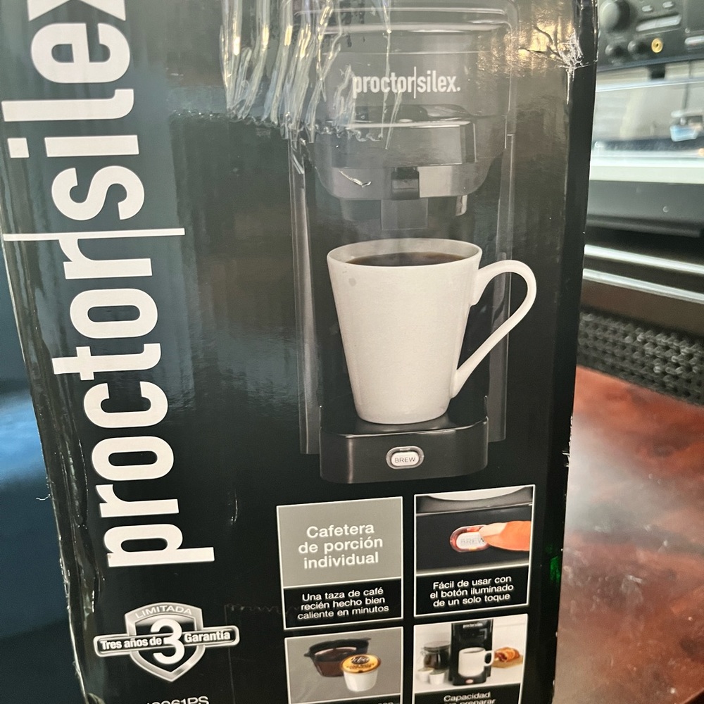 Proctor Silex 49961PS Single-Serve Coffee Maker, Black, Up to 10 oz (295 ml)